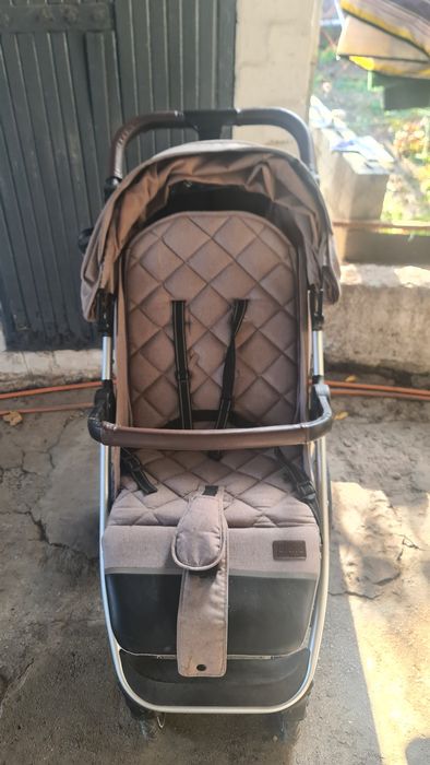 Продам детскую коляску