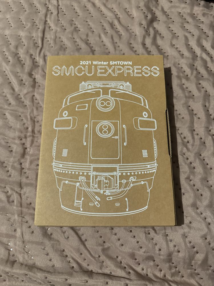 Album photobook 2021 Winter SM smcu express kpop aespa red velvet
