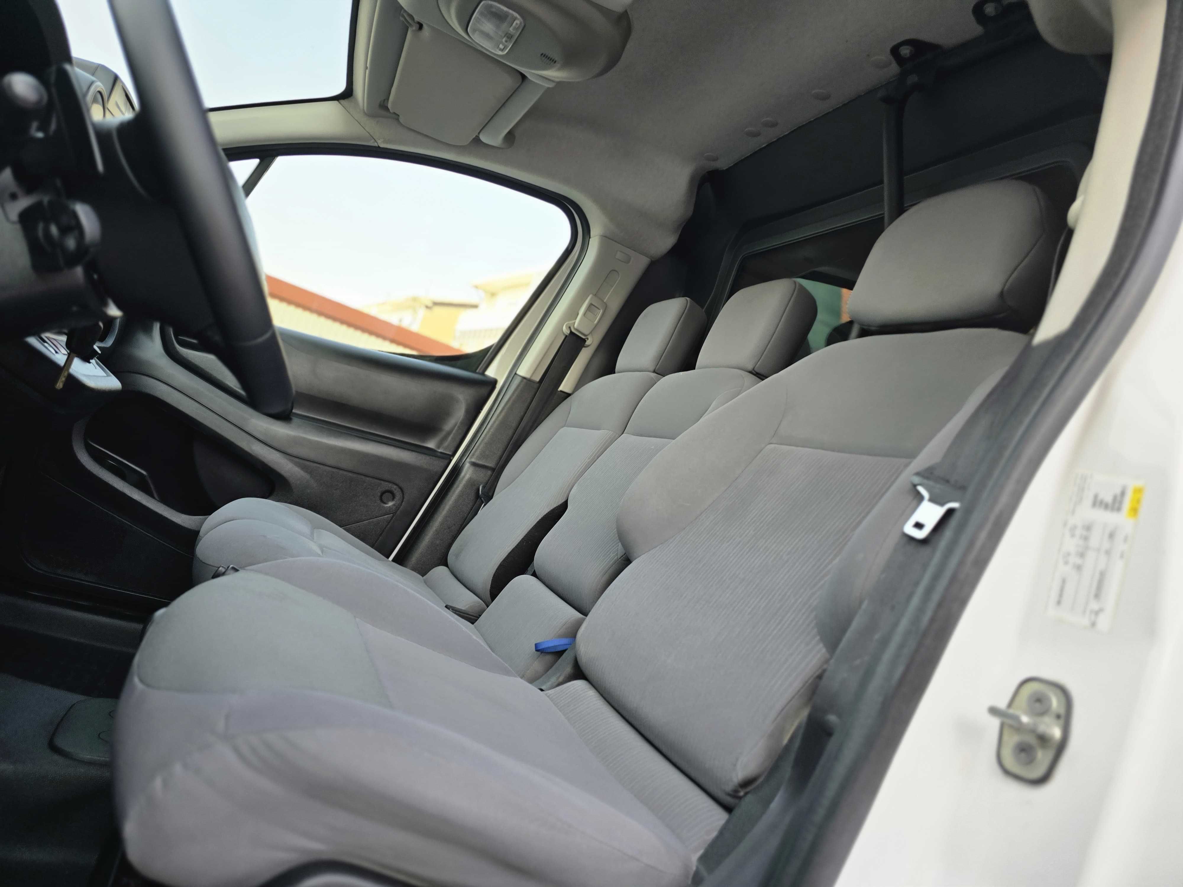 PEUGEOT PARTNER L1 1.6HDI 100CV "AUTOMÁTICA" IVA DEDUTÍVEL