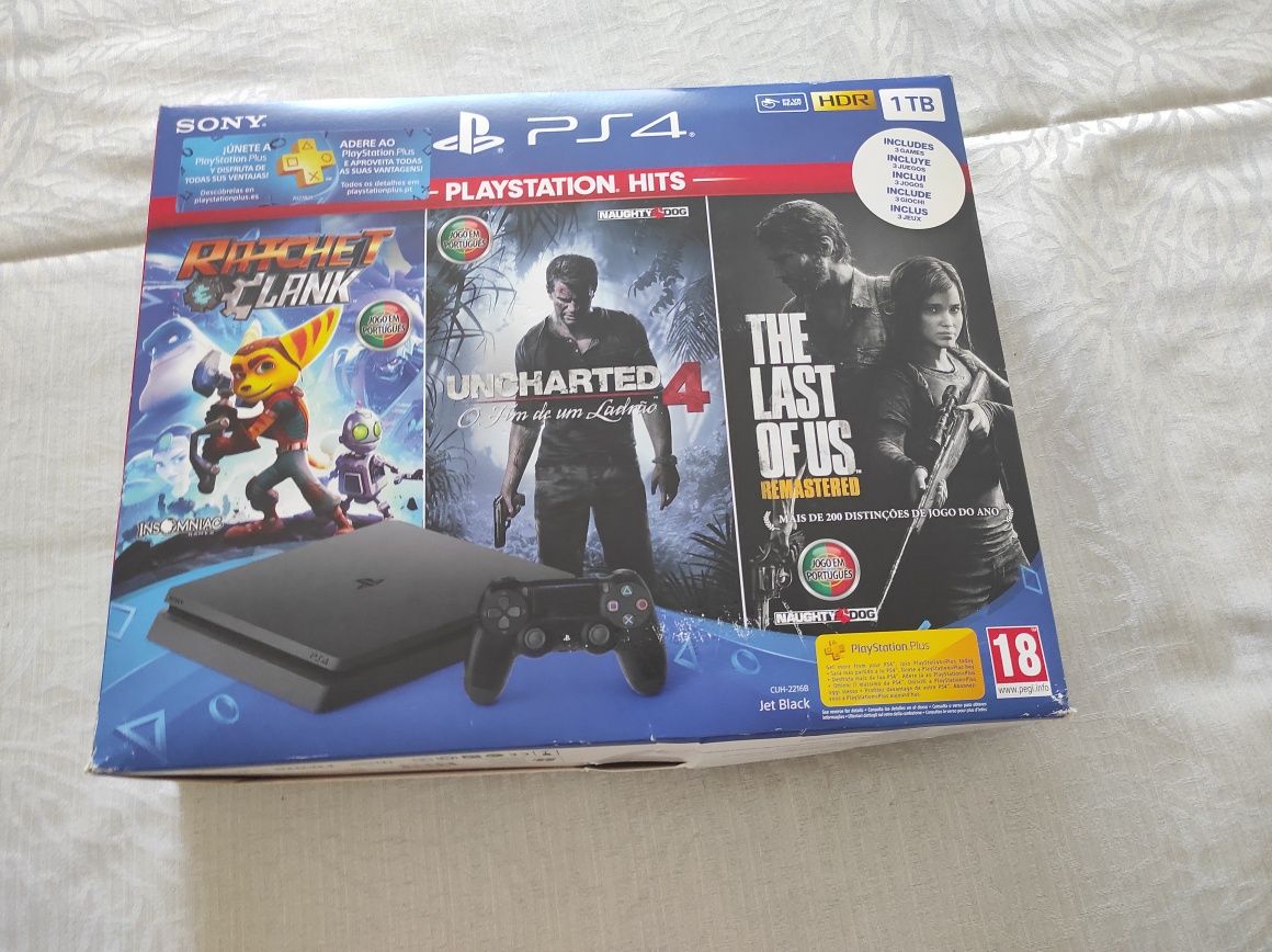 PlayStation 4 - 1TB