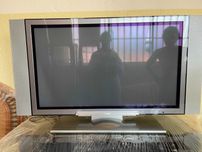 Televisão Hitachi Plasma 42” – Bom Estado