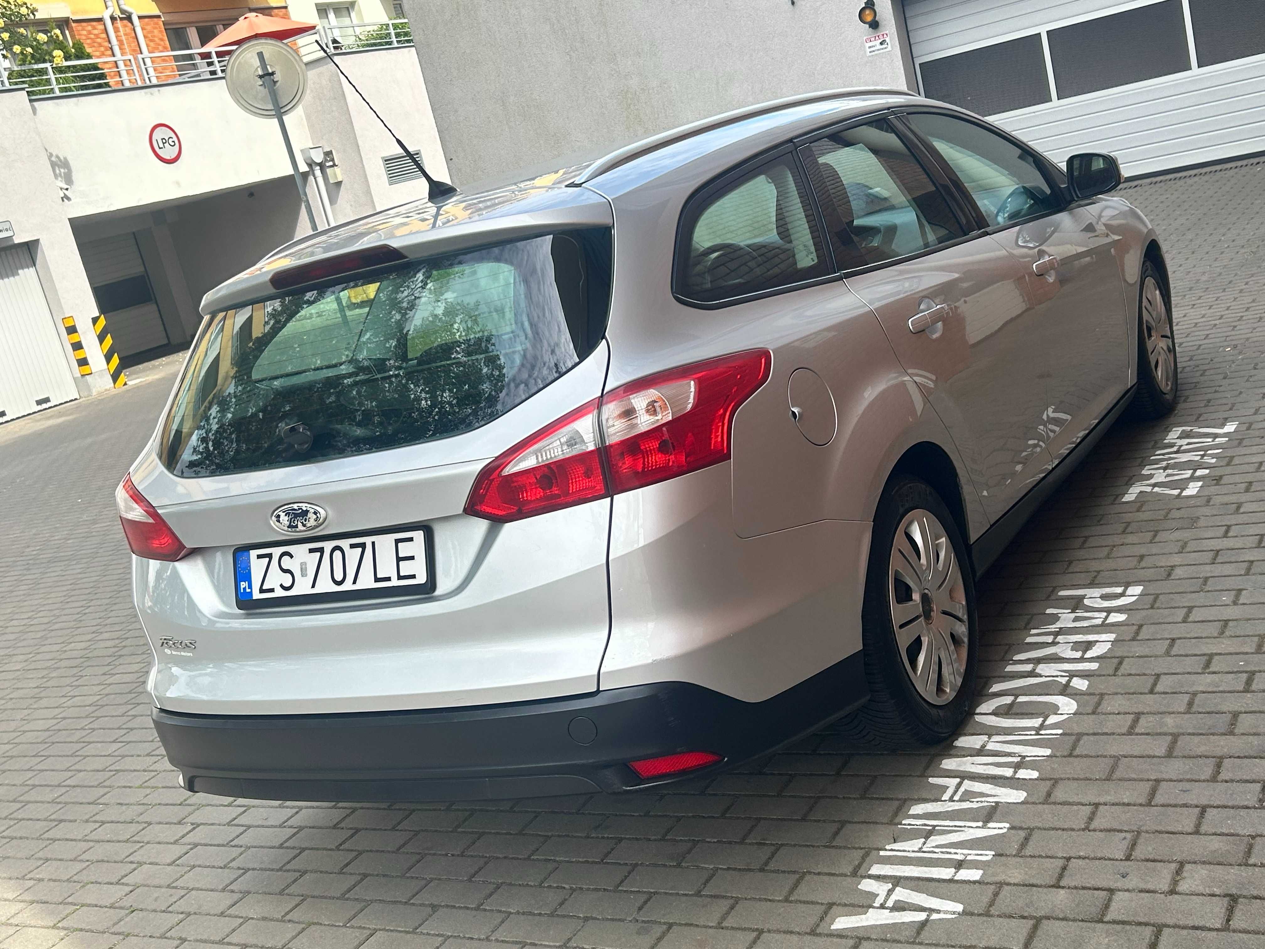 Ford Focus 1.8 TDCI 2011r Sprawna Klimatyzacja Przegląd na Rok ! Warto
