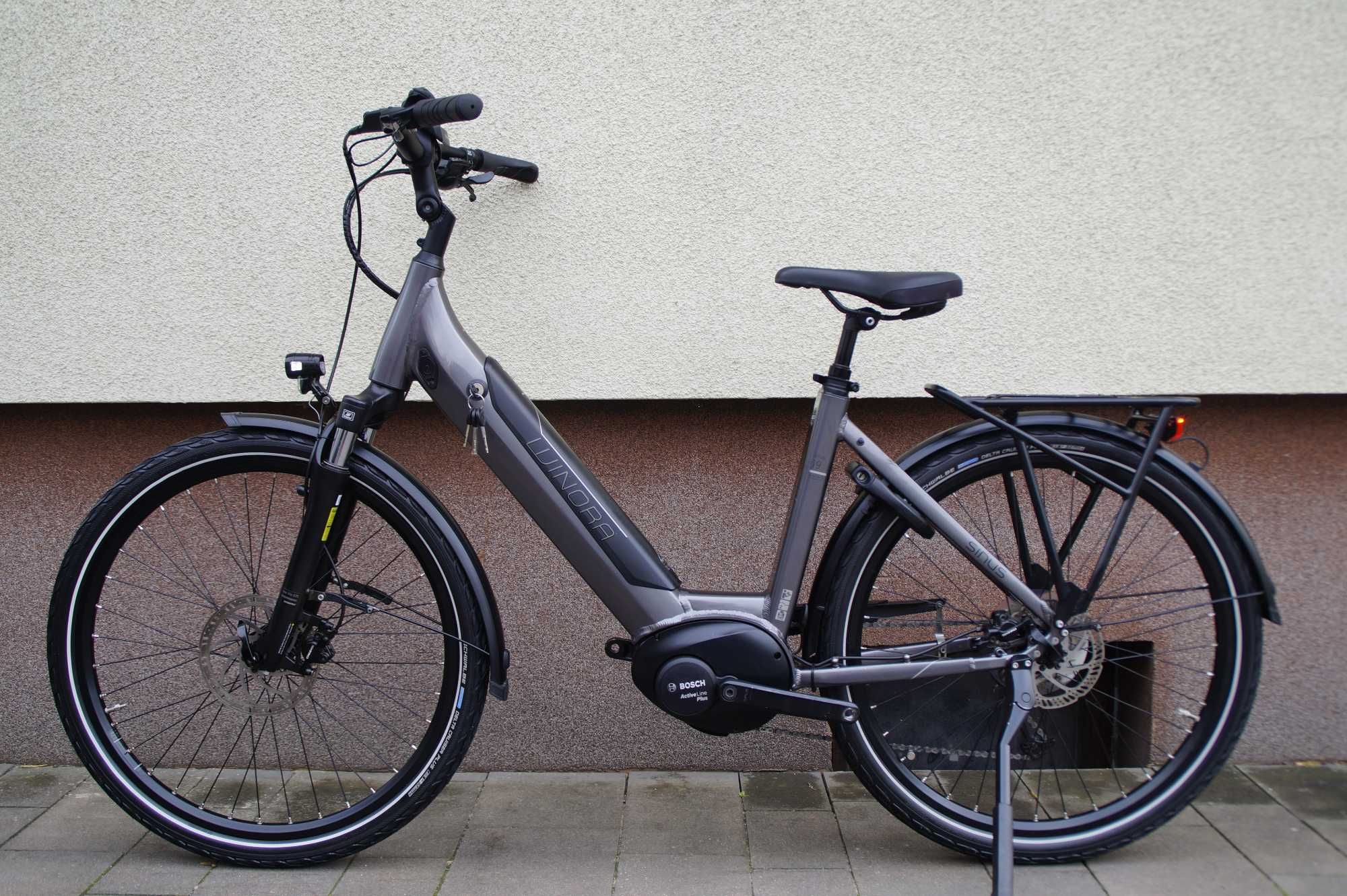 Rower elektryczny napęd Bosch bateria 500 tuba koło 26