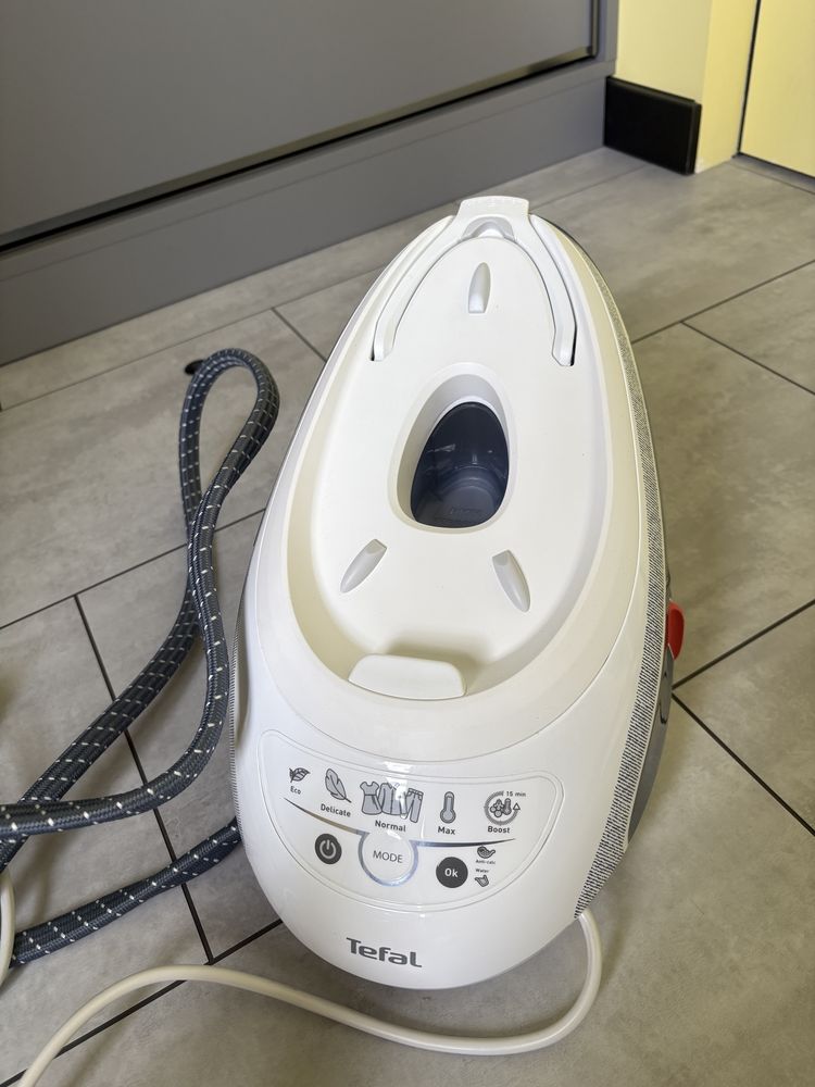 Праска з парогенератором TEFAL GV9563E0, Утюг