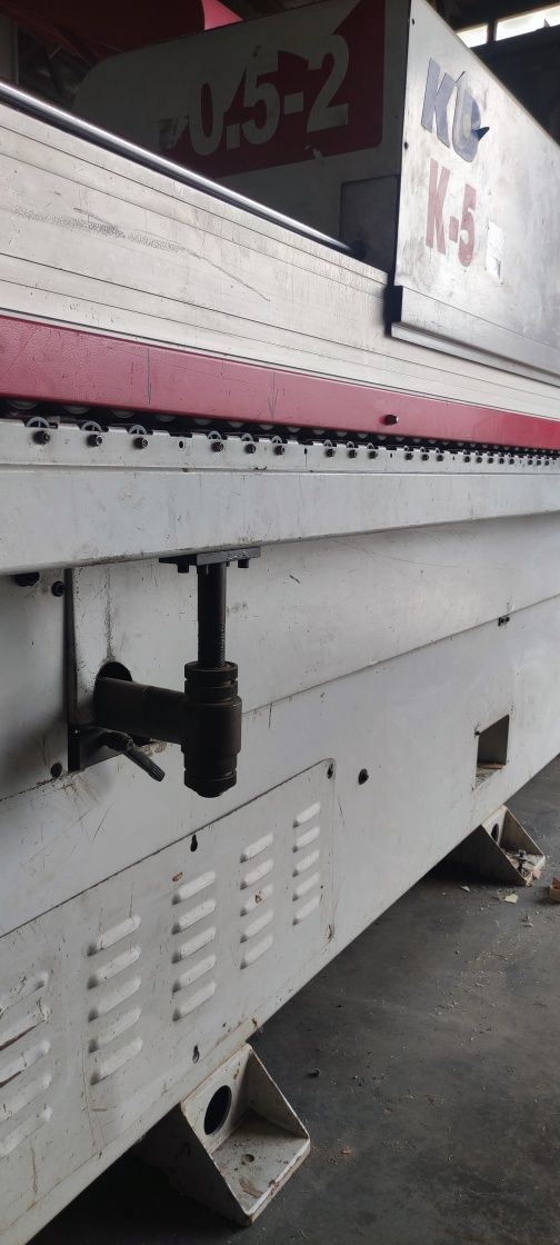Продам кромочный станок KDT 300
