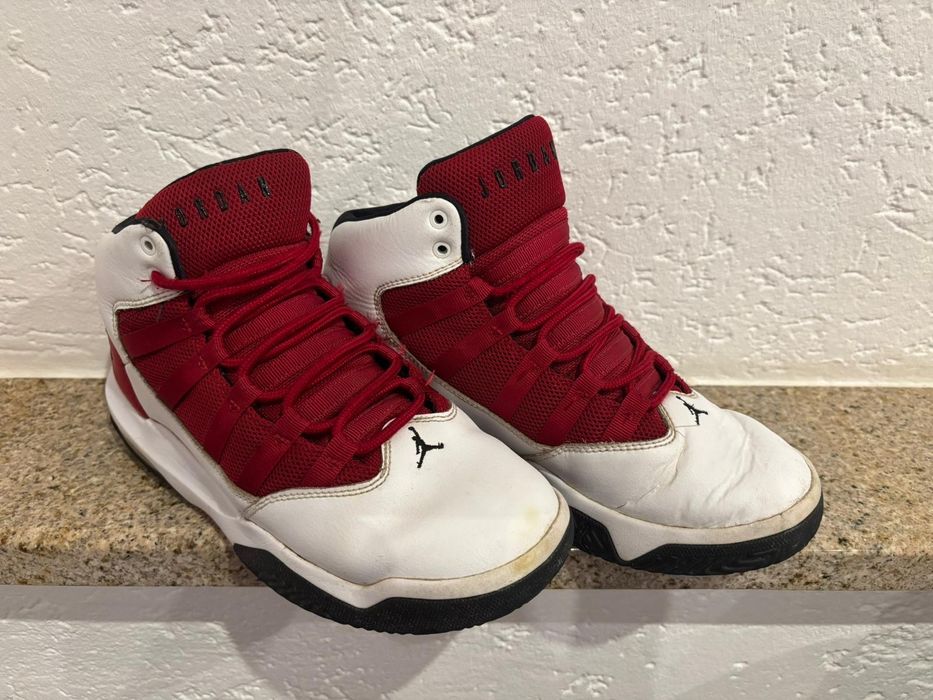 Buty JORDAN NIKE roz 39 oryginalne zadbane chłopięce