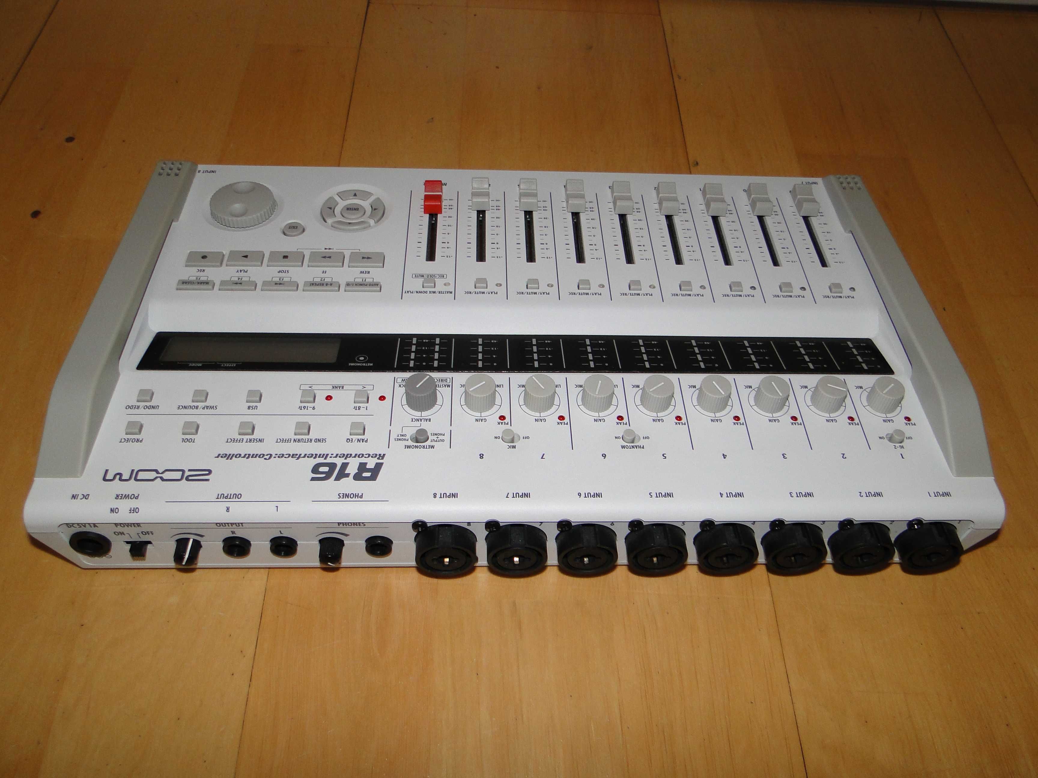 Zawodowy Rejestrator Audio Interfejs Kontroler ZOOM R16.Jak Nowy.Tanio