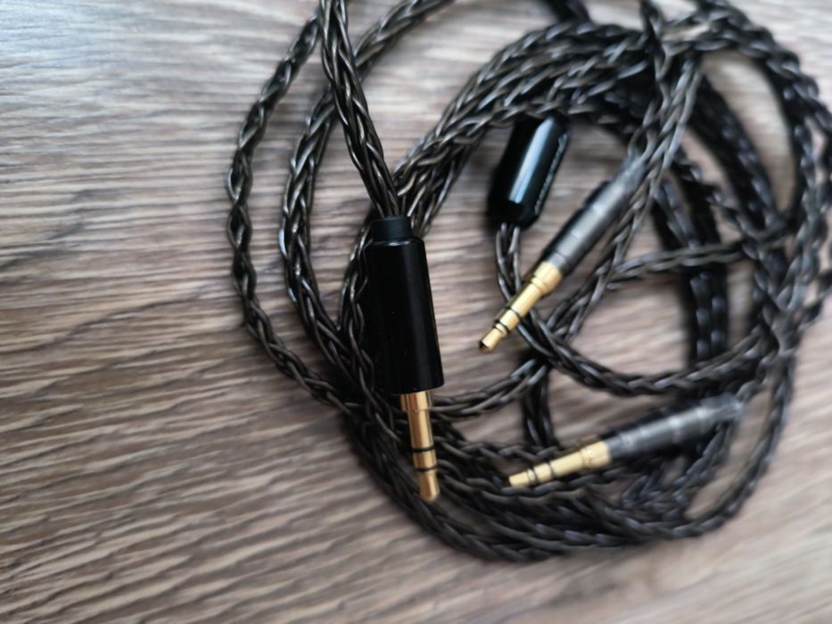 Zbalansowany kabel do słuchawek