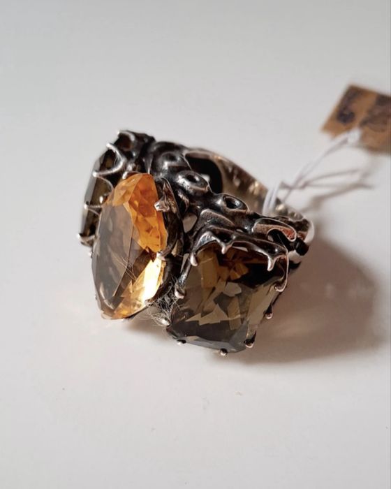 Anel em Prata e Zirconia