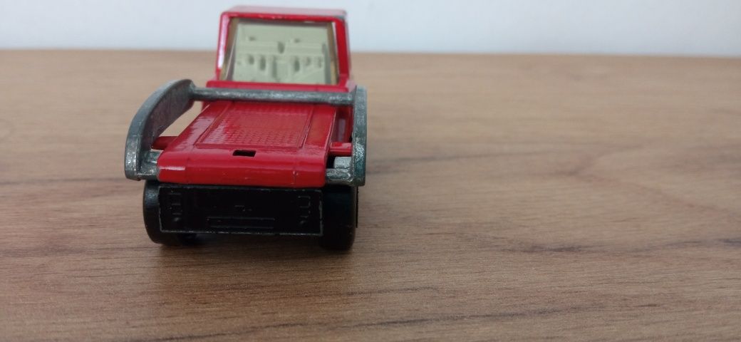 Matchbox skip truck no 37 z 1976 roku