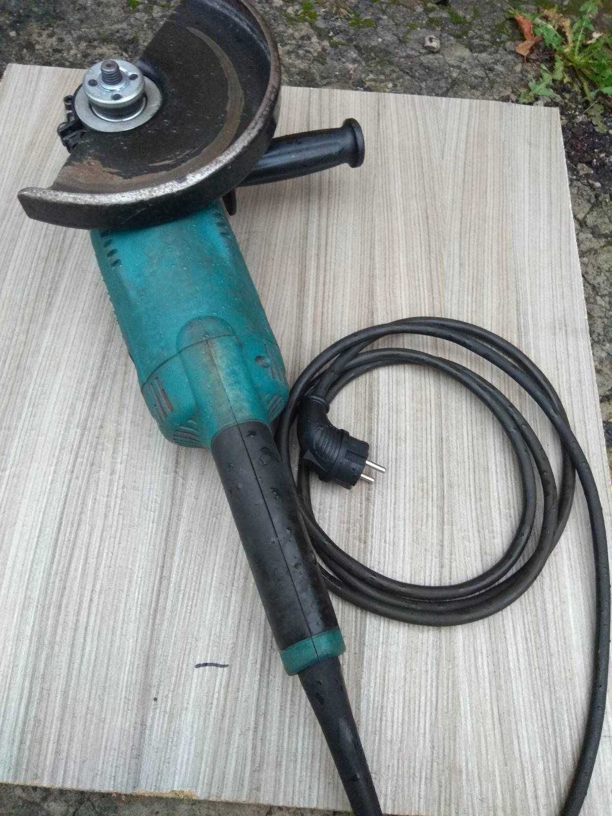 УШМ Makita GA9020S