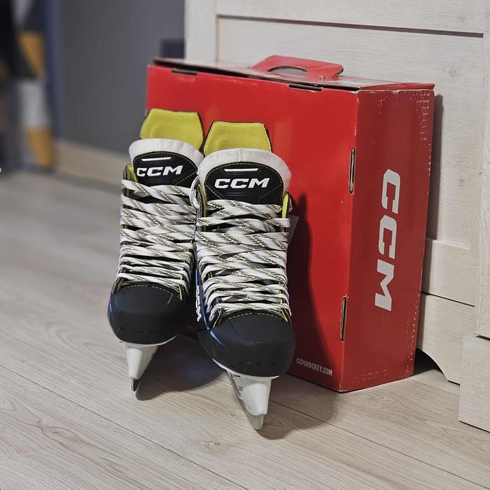Łyżwy hokejowe CCM Tacks AS-560 r. 47