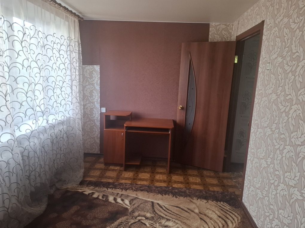 Сдам 3х ком.квартиру в р-не 6й школы.