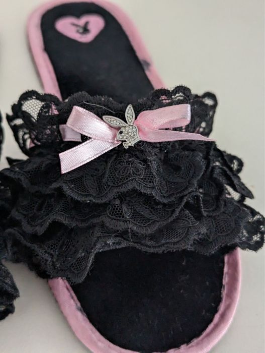 Шлепки тапочки плейбой