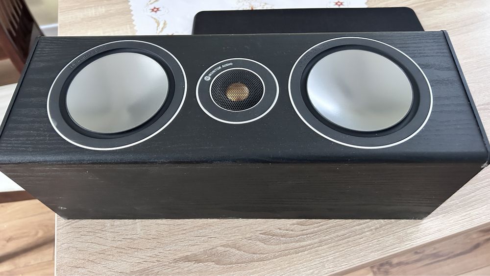 Monitor Audio bronze centre