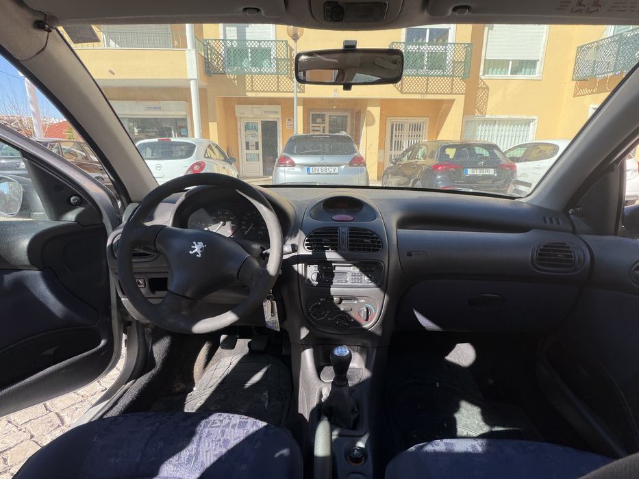Peugeot 206 1.1 gasolina