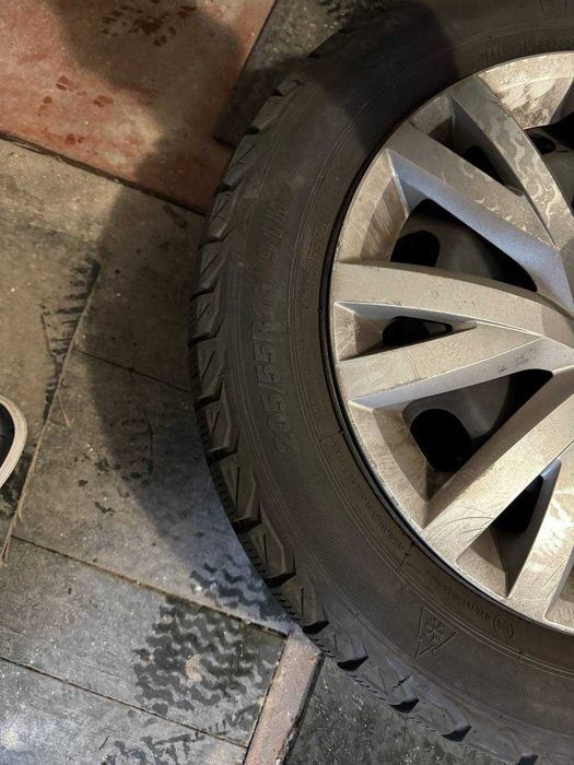 Резина зимова 205/55/R16 Premiorri Nokian