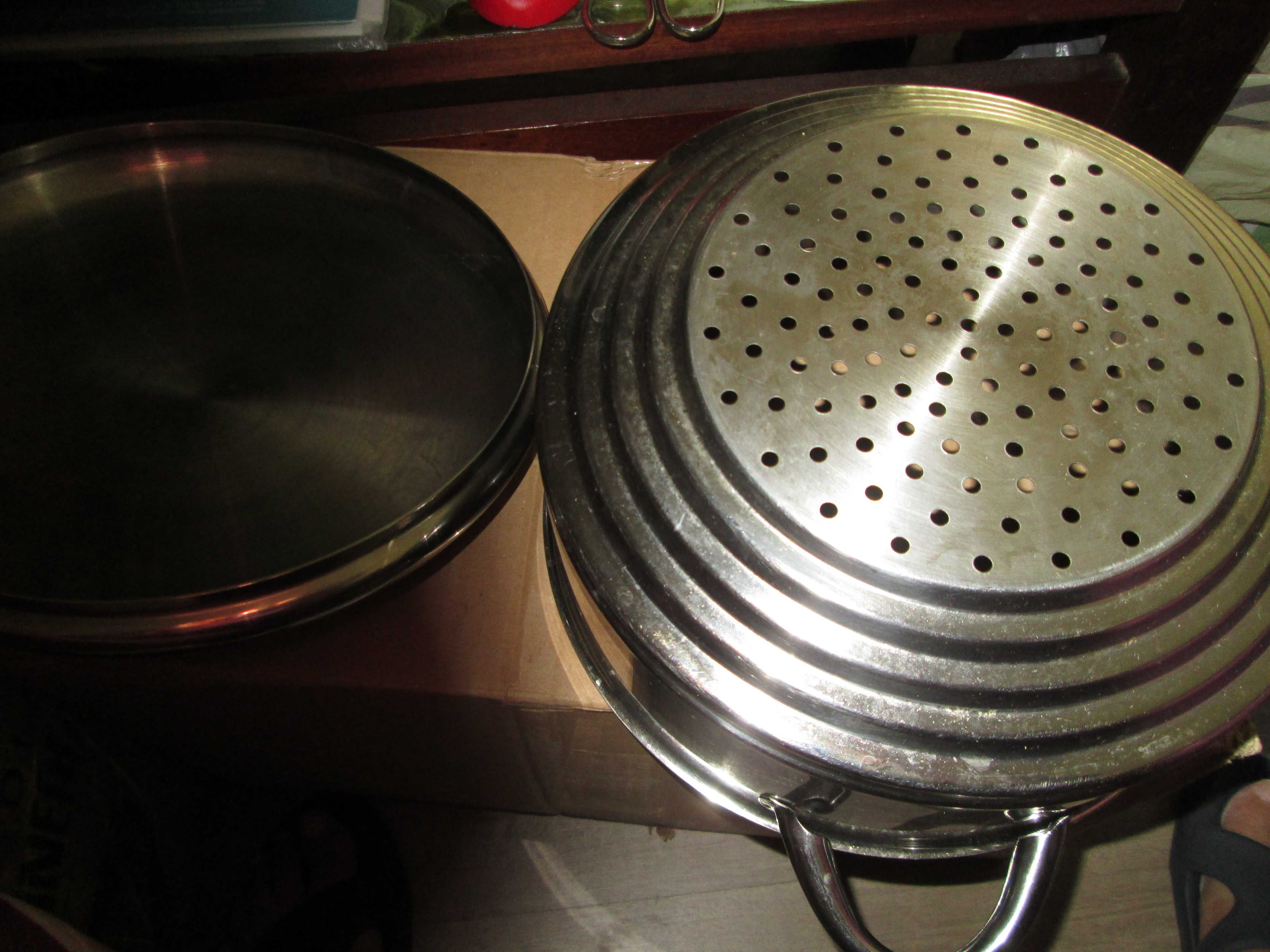 1 saladeira em folha 1 taça tailandesa, 1cesto pão e 1 panela vapor