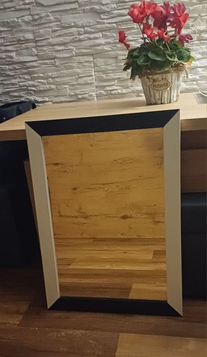 Lustro czarno-białe 50x70