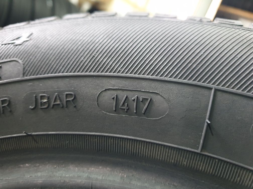 Літні шини DEBICA 175/70 R14 резина Р14