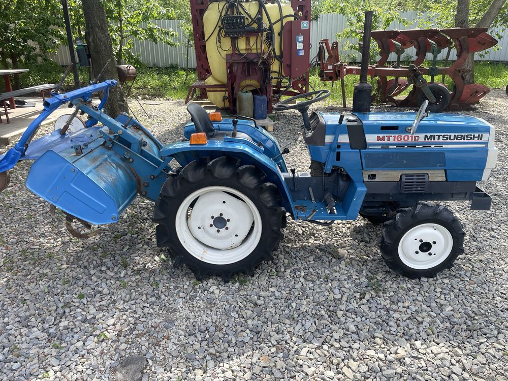 Японський мінітрактор Mitsubishi MT1601d 4х4 Фреза Трактор Міцубісі 16