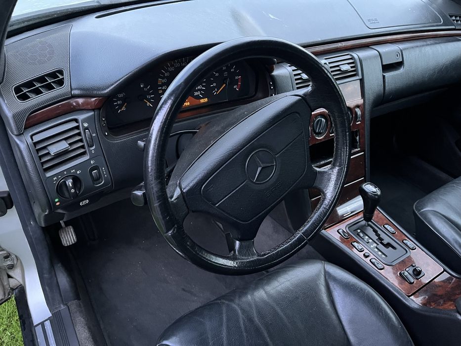 Mercedes w210 300 Turbo diesel klima skóra zamiana