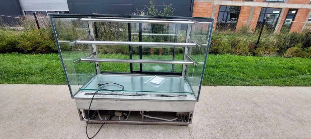 Witryna chłodnicza Lada 150 x 75 x 145 cm półotwarta