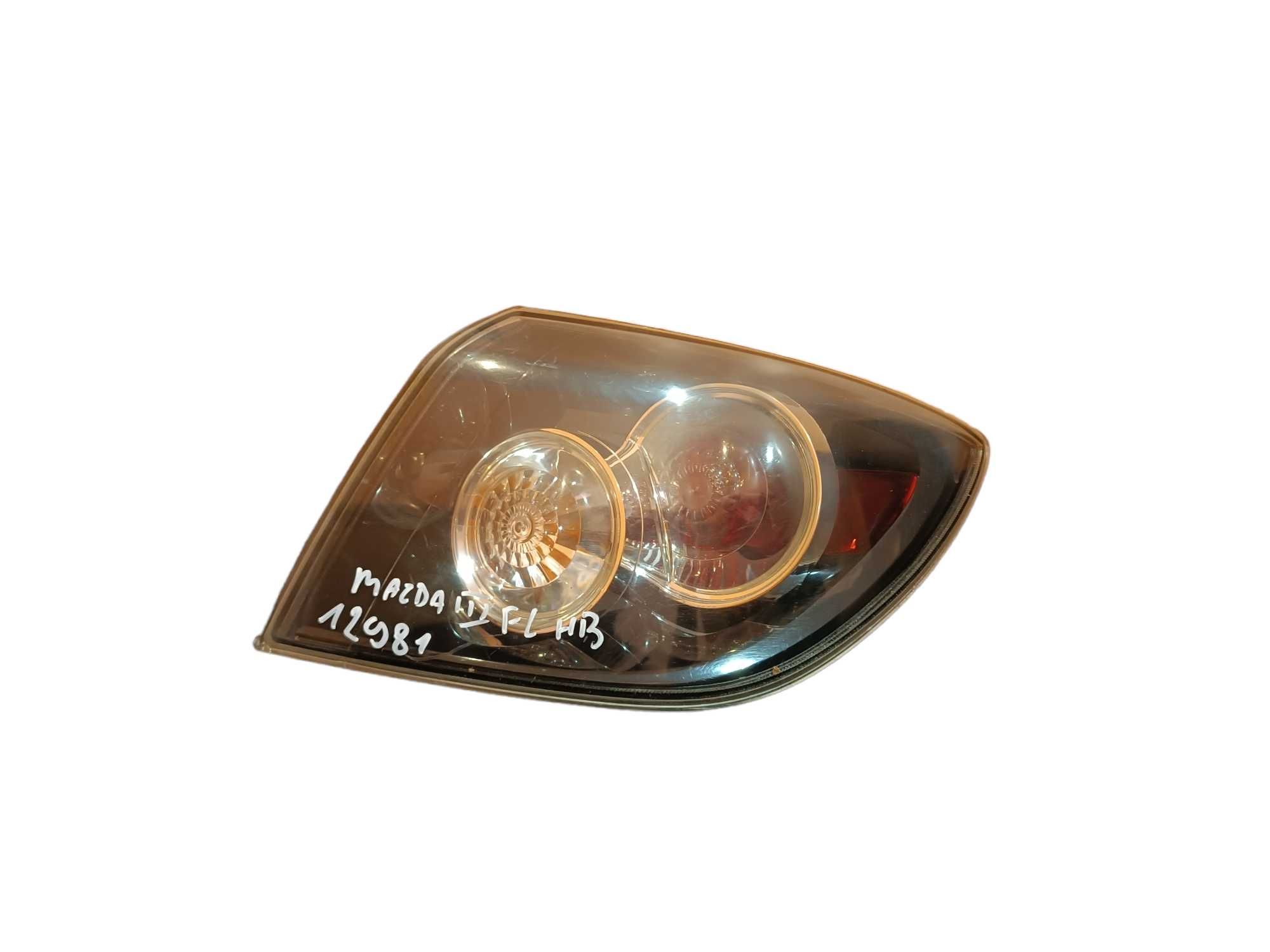 Lampa Prawy Tył Prawa Tylna W Błotnik Mazda 3 III BK Sedan LIFT