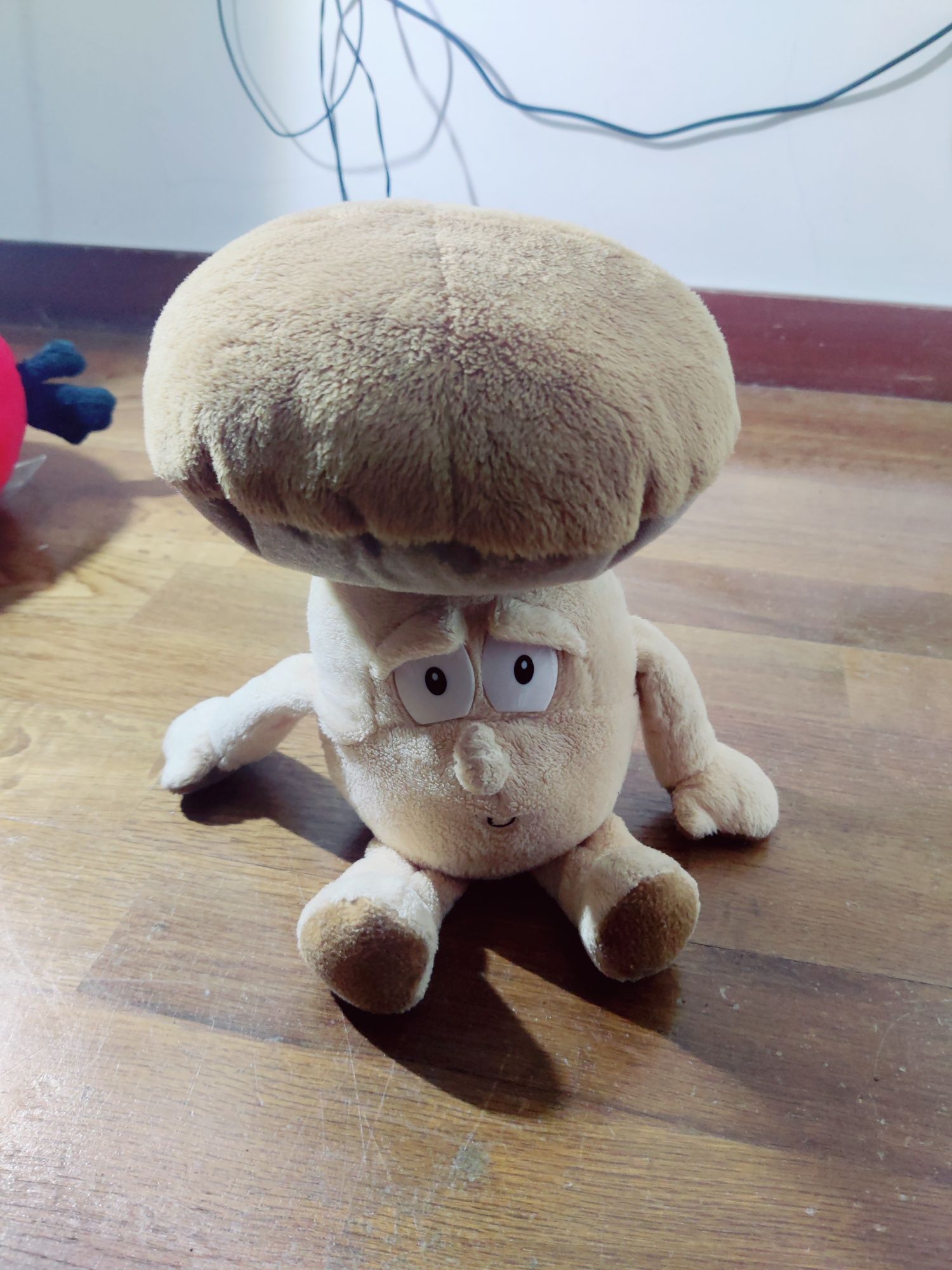 Peluche em forma de cogumelo