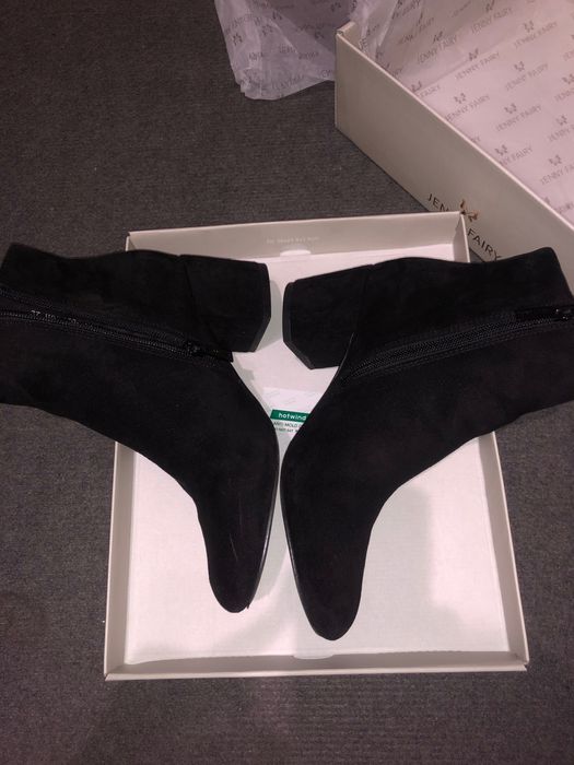 Ботинки на каблуку