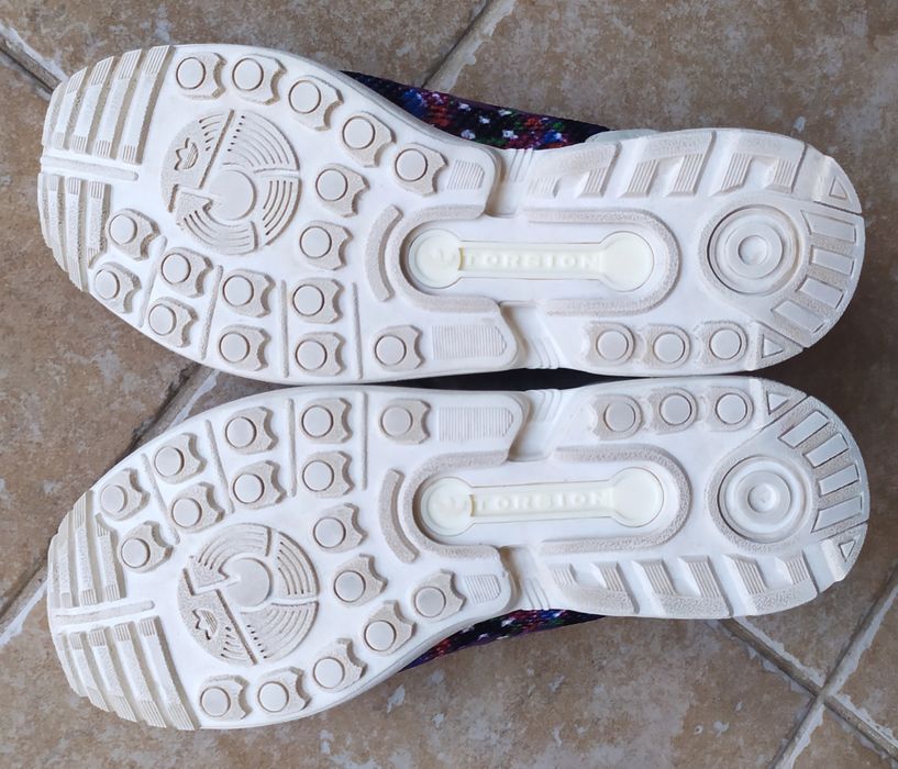 Adidasy damskie 40 2/3r, US 8,5; UK 7, długość wkladki 25cmmodel Torsi