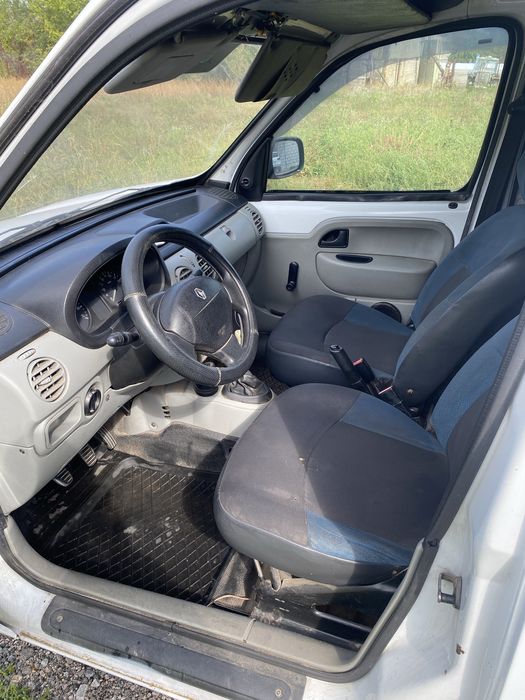 Renault kangoo 1.4 бензин 2007