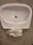 Umywalka ceramiczna z syfonem