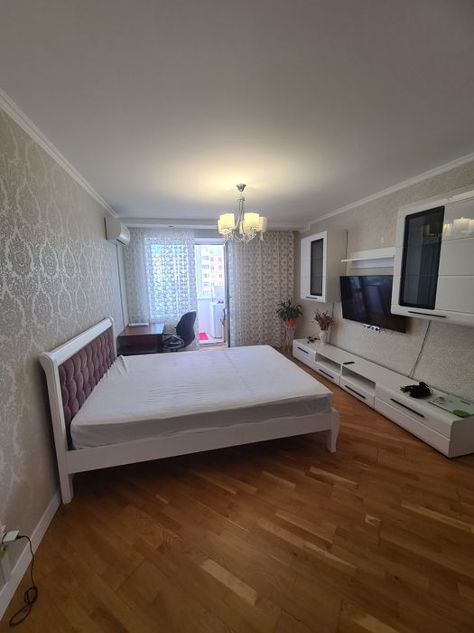 Здаєтся 2-х кімнатна квартира рн Митниця вул Жужоми