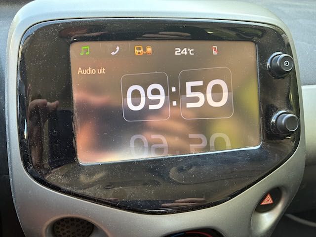 TOYOTA AYGO 1.0 AC 2018 TOUCHSCREEN 87.000 kms 5 doors