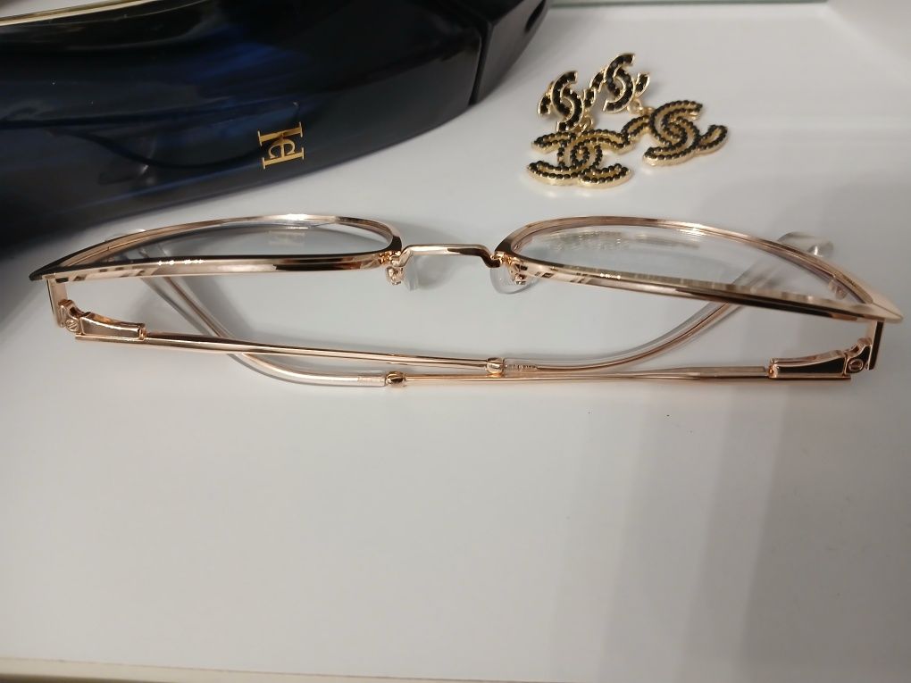 Złote oprawki okulary