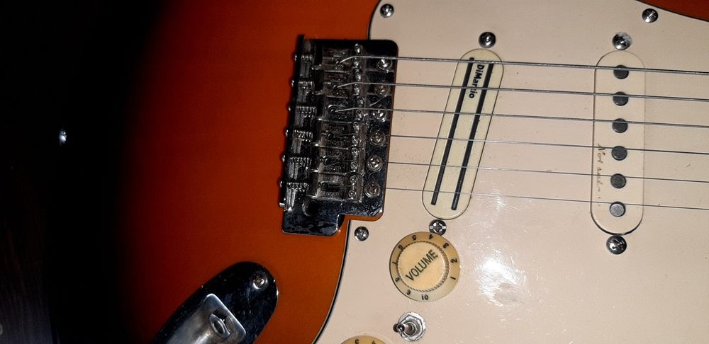 Fender stratocaster Гітара