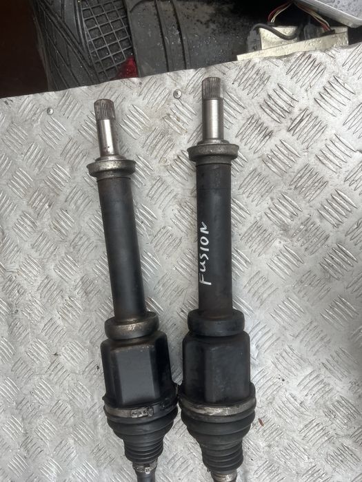 Полуось правая 2.5 Ford Fusion HG9Z3B436E