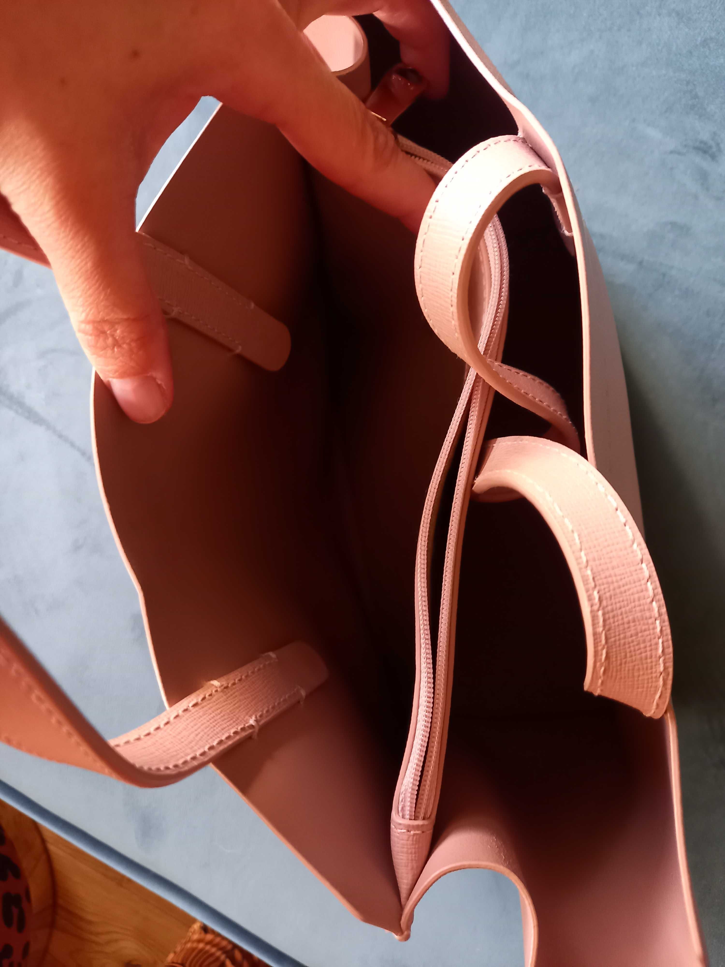 Skórzana torebka Furla