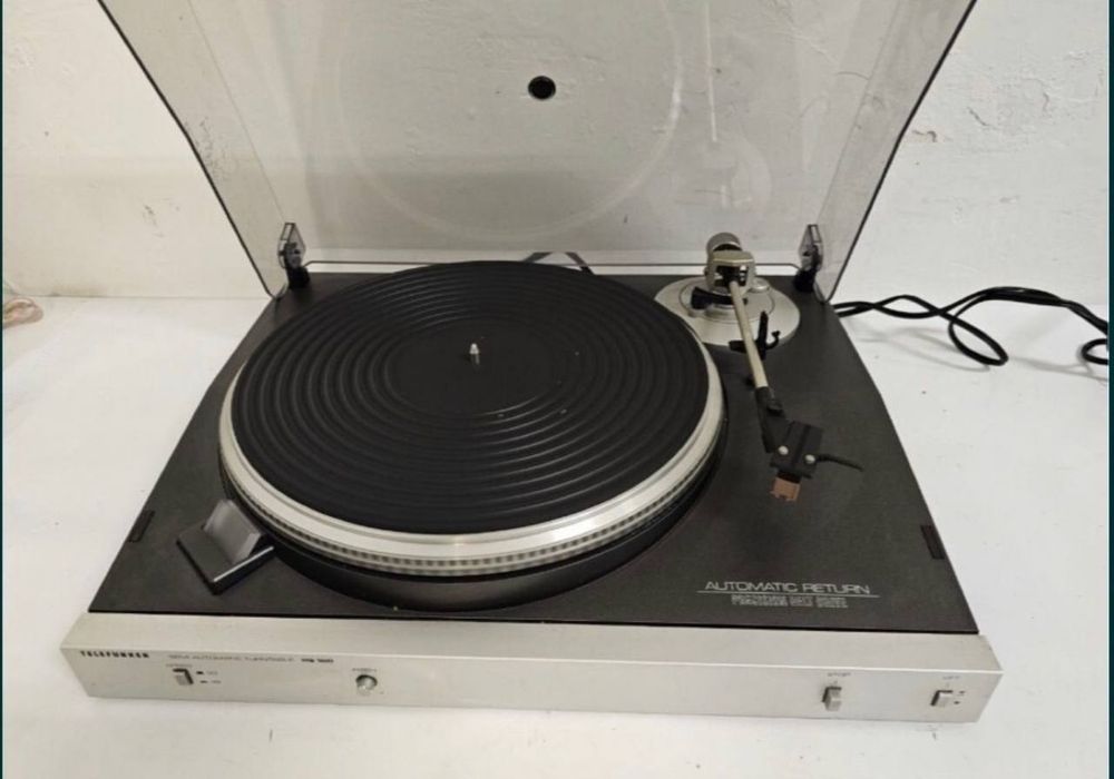 Gramofon Telefunken RS-100, made in Germany