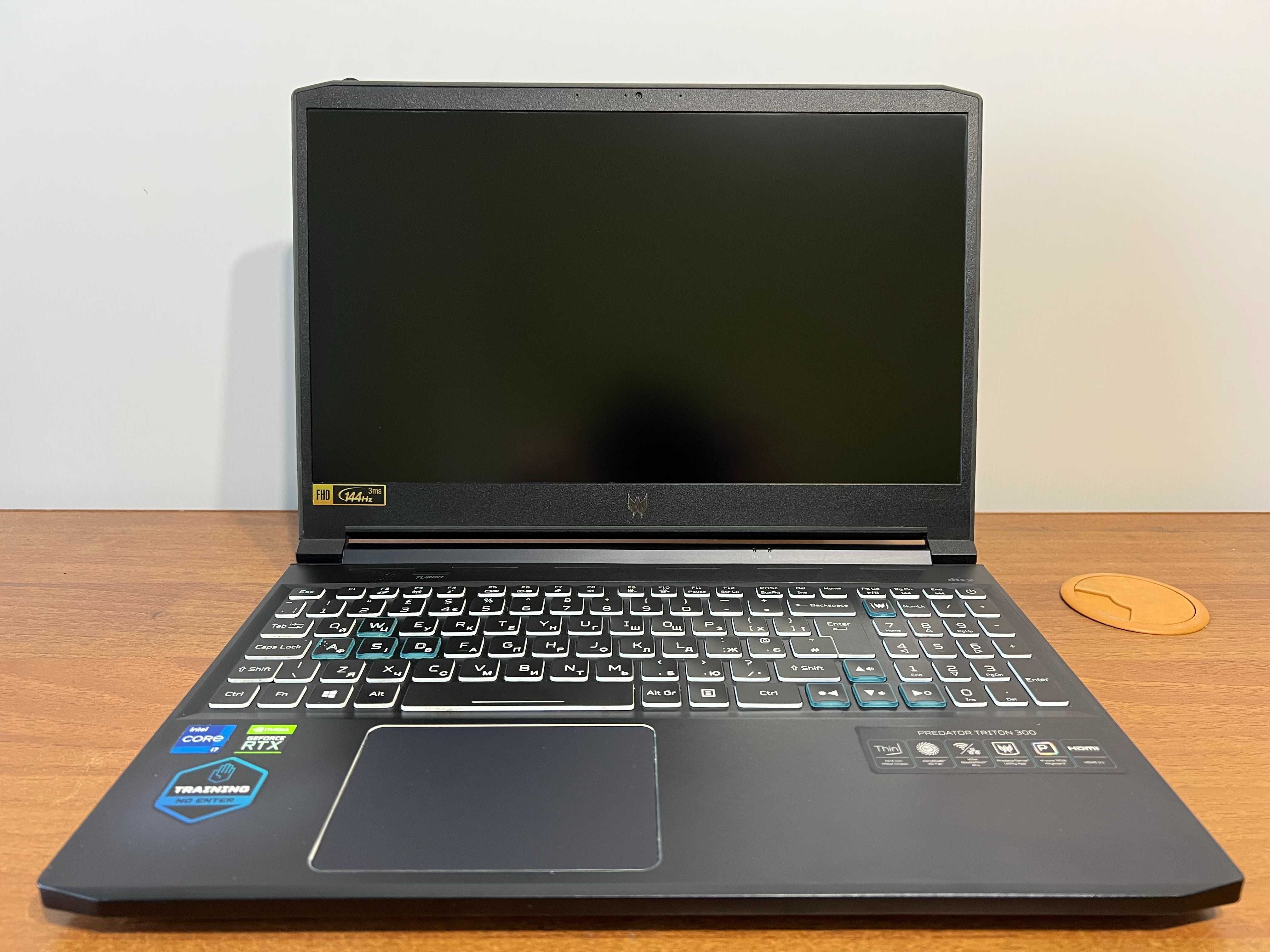 Acer Predator Triton 300 PT315-53 . Intel Core i7, GeForce RTX 3070