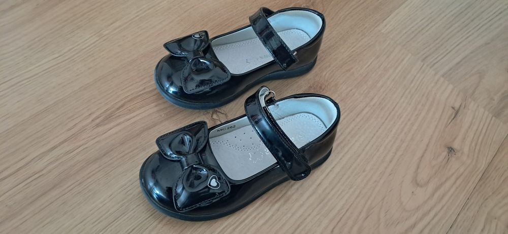 Buty apawwa rozmiar 27