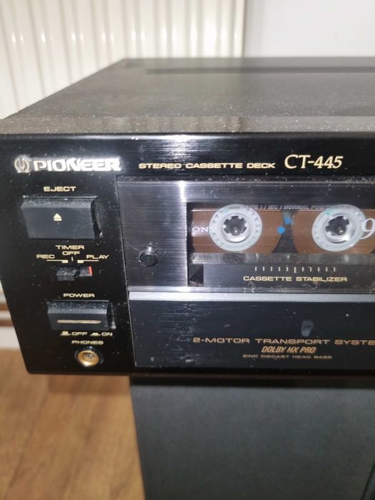 Magnetofon Pionner model CT-445