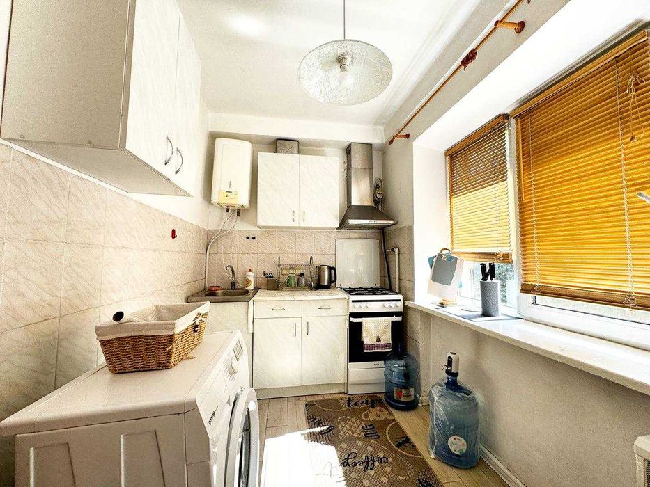 Здається 2-кімнатна КВАРТИРА 50 кв.м по вул. Василя Тютюнника 47