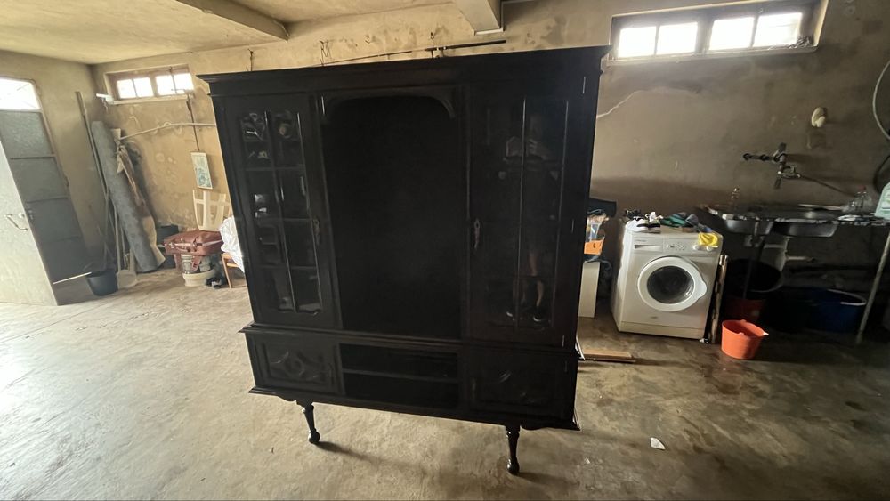 Louceiro em madeira maciça