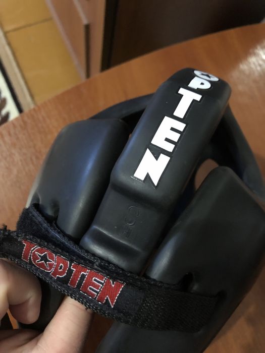 Шолом Top Ten для кік боксингу