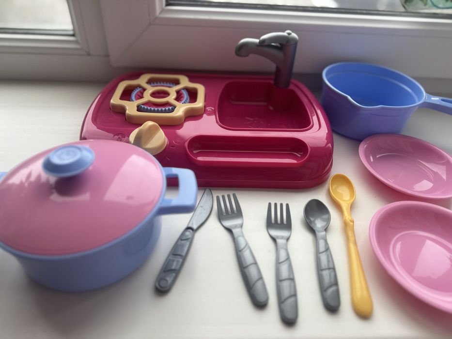 Посуд дитячий іграшковий
