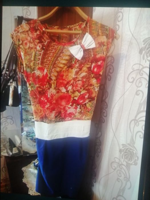 Женская рубашка и платья