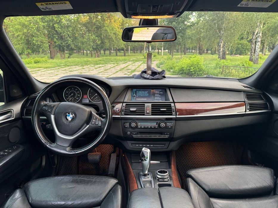 Продам bmw x5 4.8 газ
