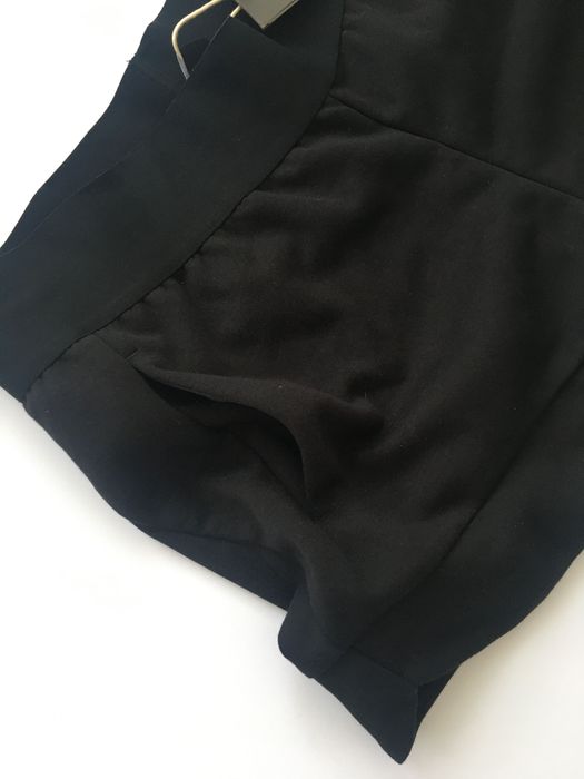 Шорти Adidas розмір UK 8-10